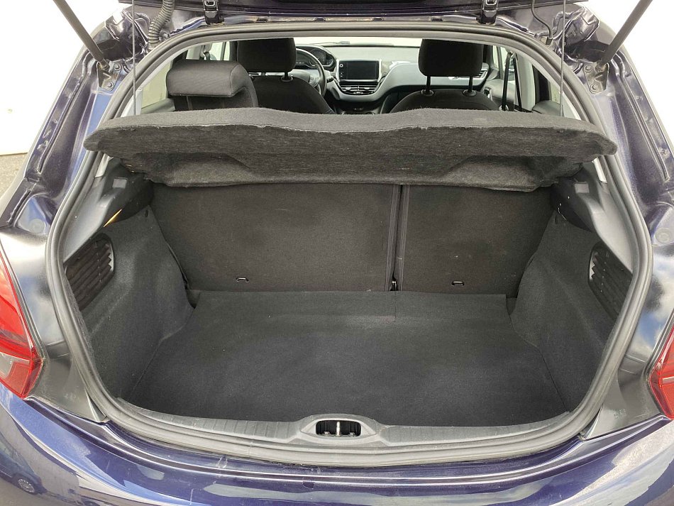 Peugeot 208 1.2 PT Style