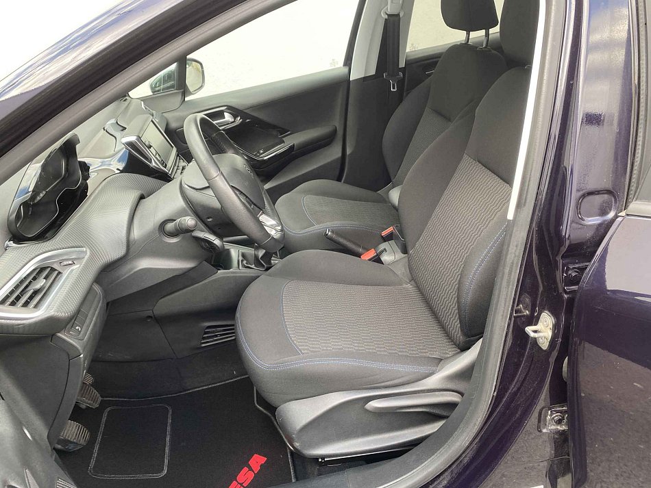 Peugeot 208 1.2 PT Style