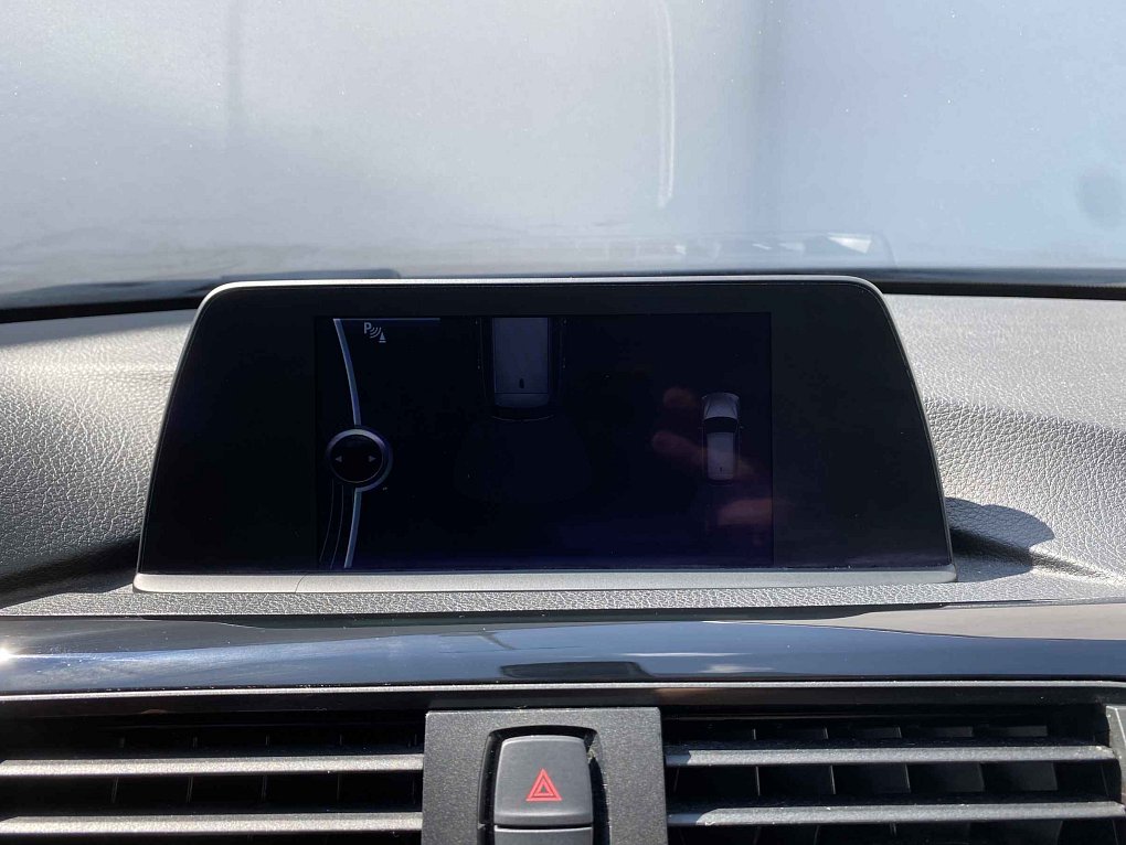 BMW Řada 3 2.0i  320i
