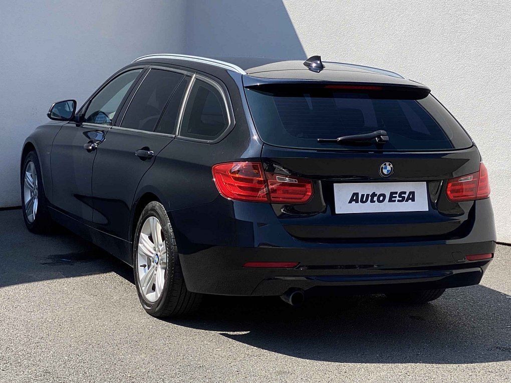 BMW Řada 3 2.0i  320i