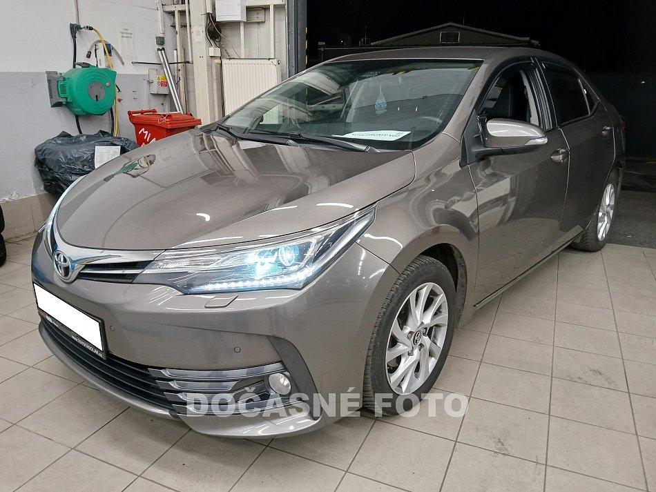 Toyota Corolla 1.6i 