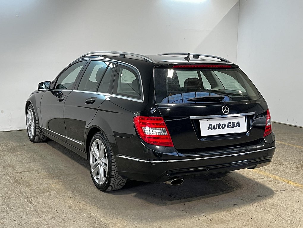 Mercedes-Benz Třída C 1.8 Avantgarde C200