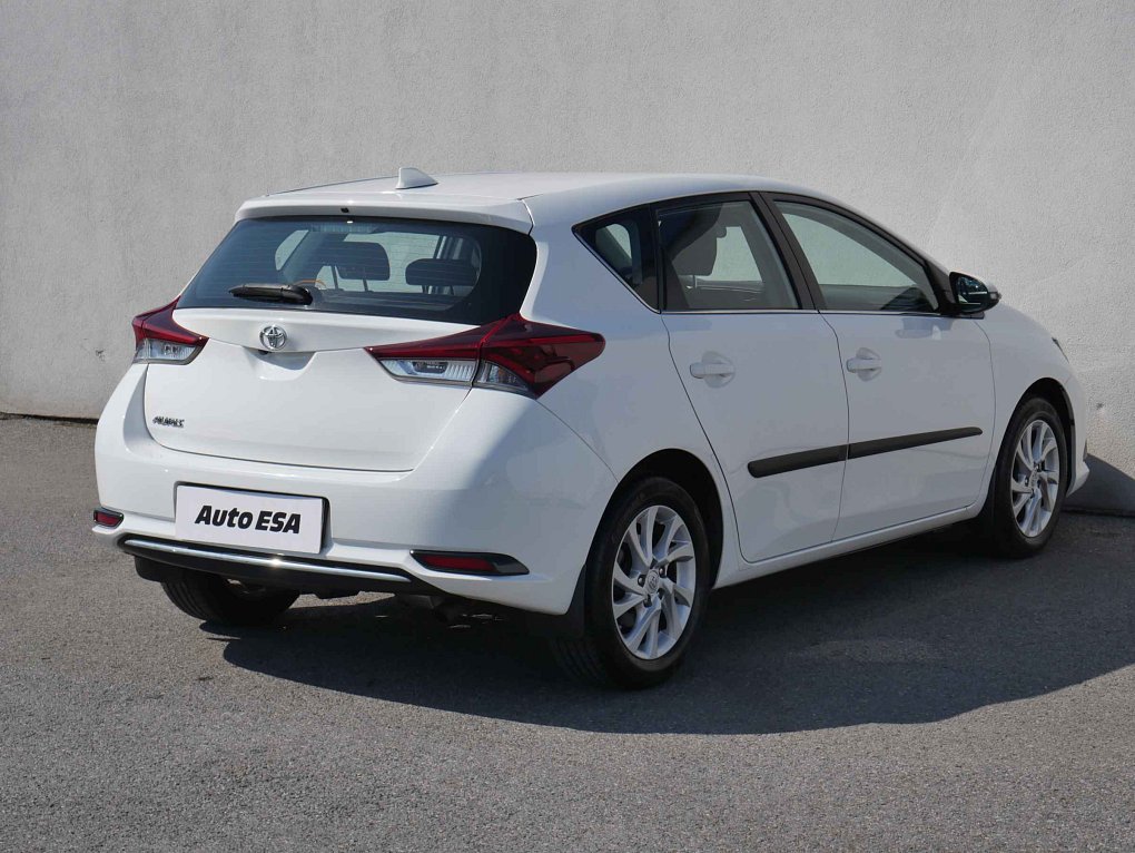 Toyota Auris 1.6 VVT-i 