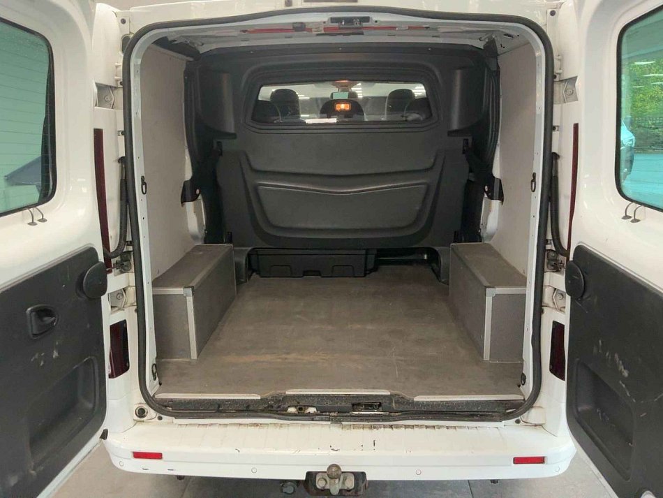Opel Vivaro 1.6CDTi  5míst