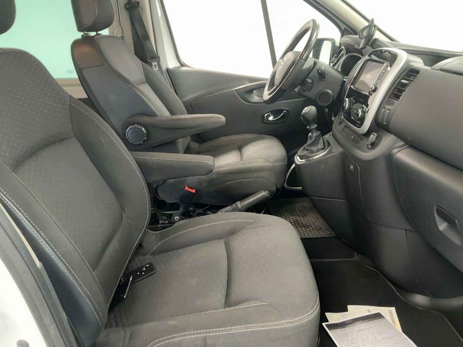 Opel Vivaro 1.6CDTi  5míst