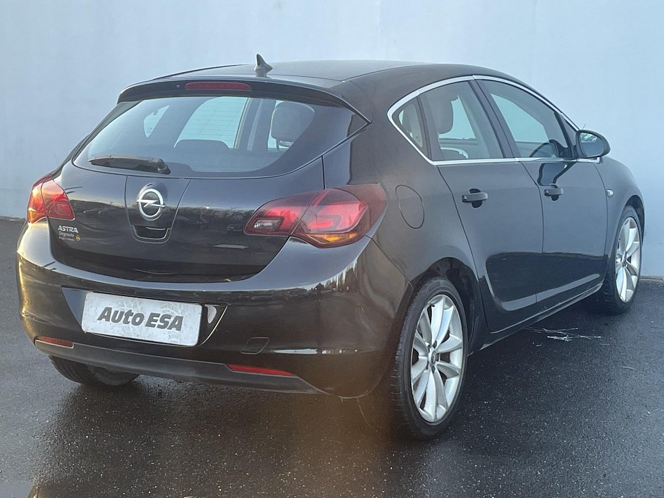 Opel Astra 1.6 16V Sport
