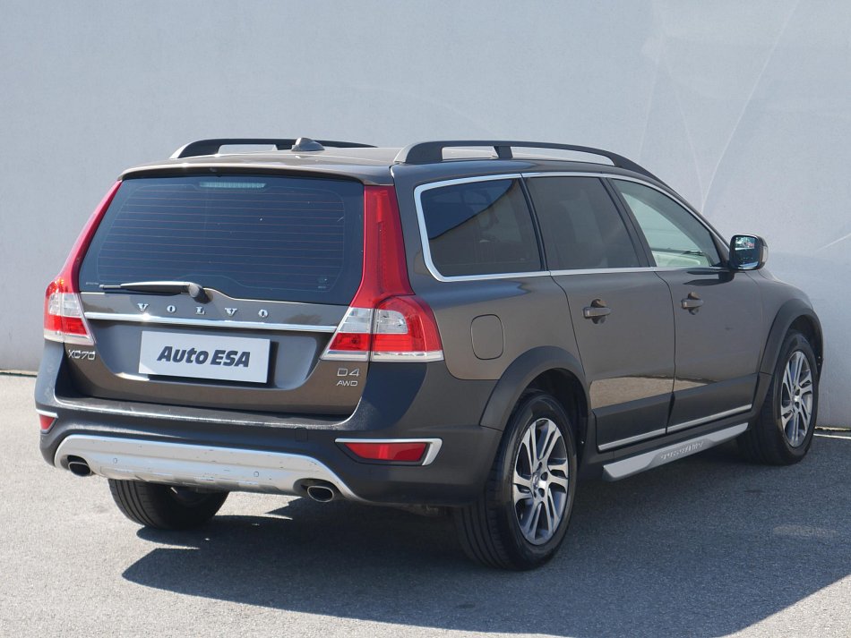Volvo XC70 2.4 D4  AWD