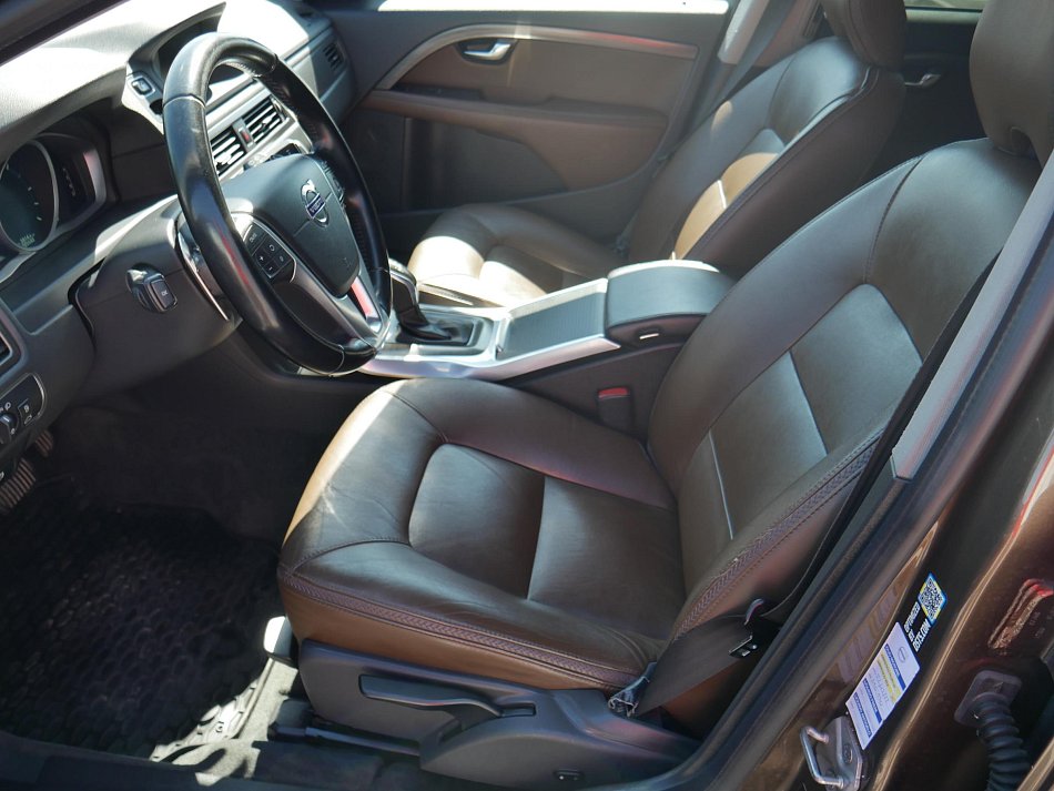 Volvo XC70 2.4 D4  AWD