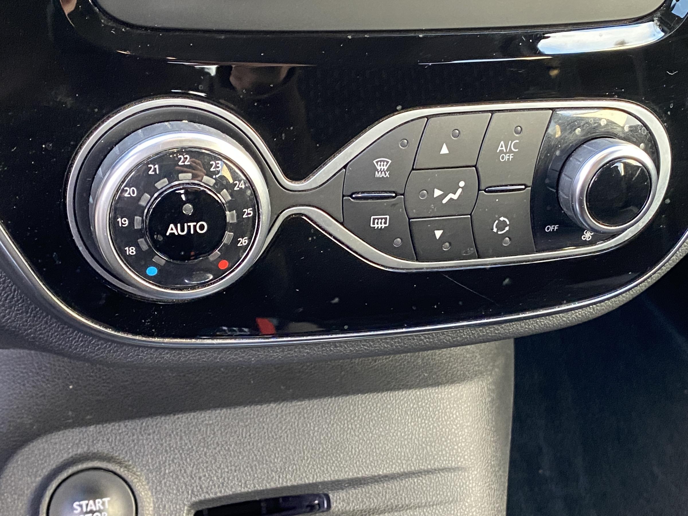 Renault Captur, 2019 - pohled č. 15