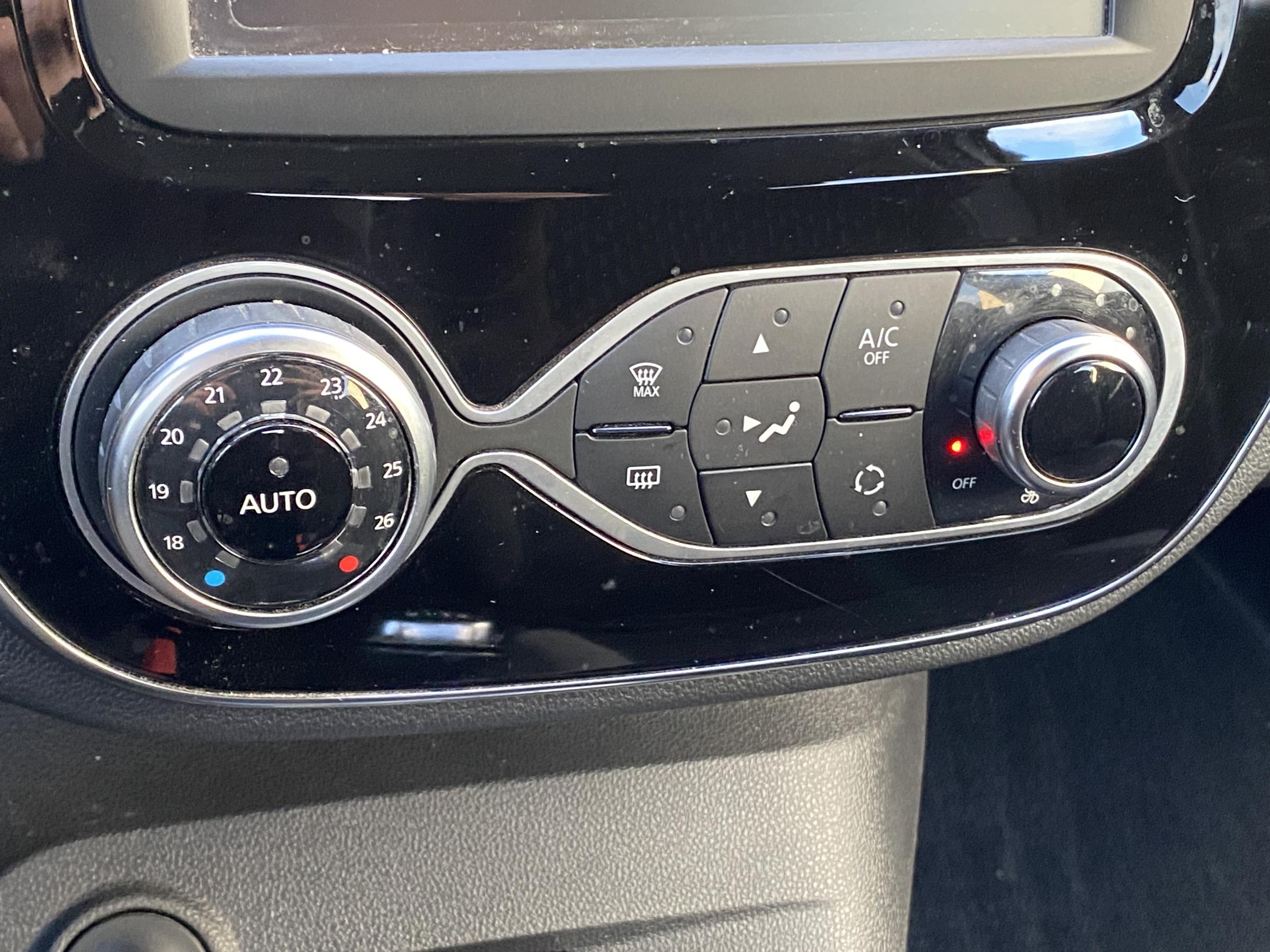 Renault Captur, 2019 - pohled č. 17