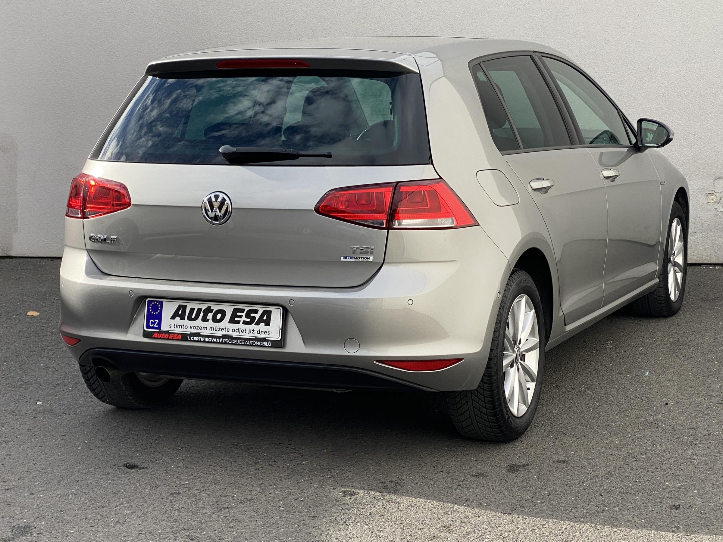 Volkswagen Golf, 2015 - pohled č. 4