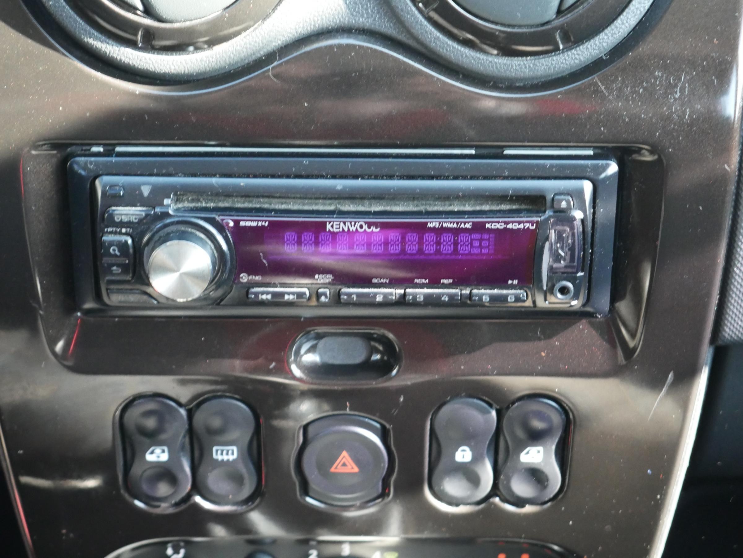 Dacia Duster, 2011 - pohled č. 11