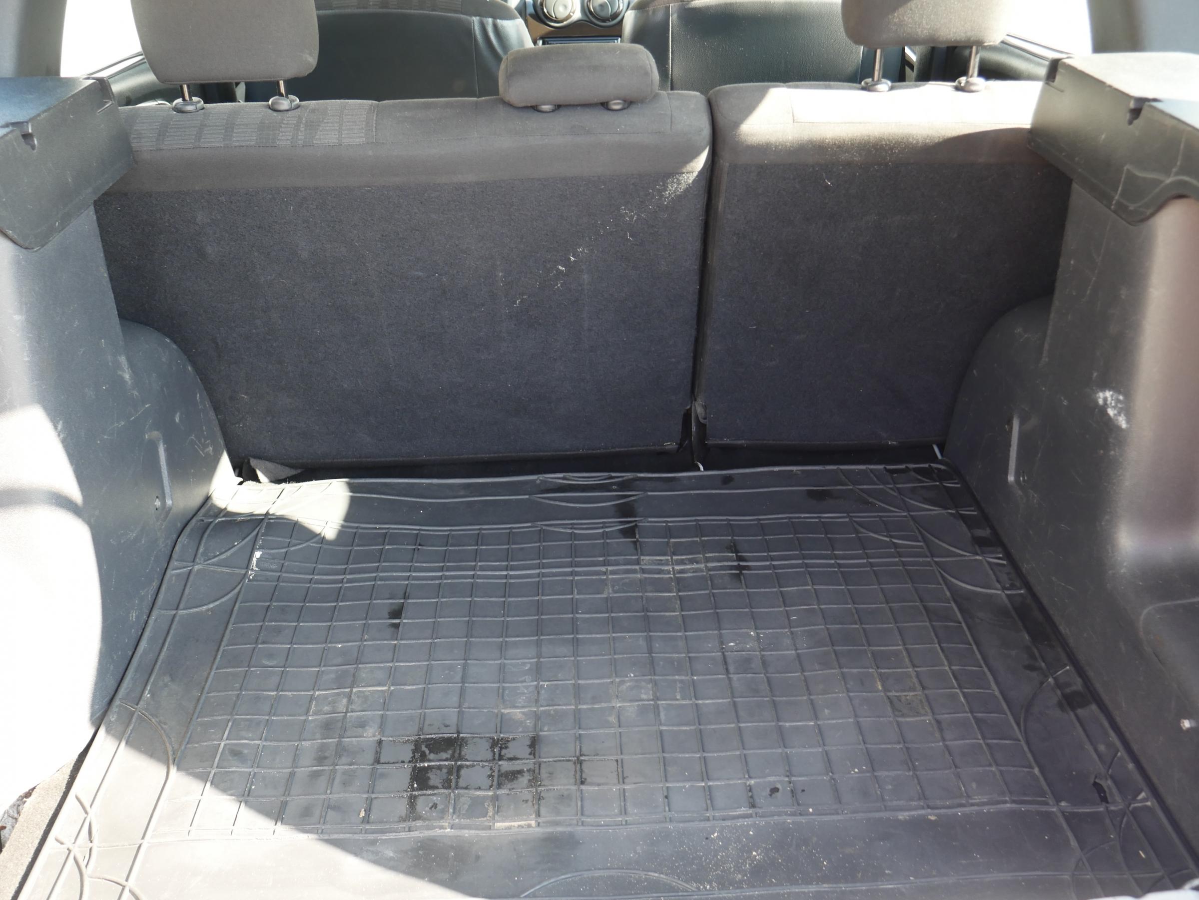 Dacia Duster, 2011 - pohled č. 7