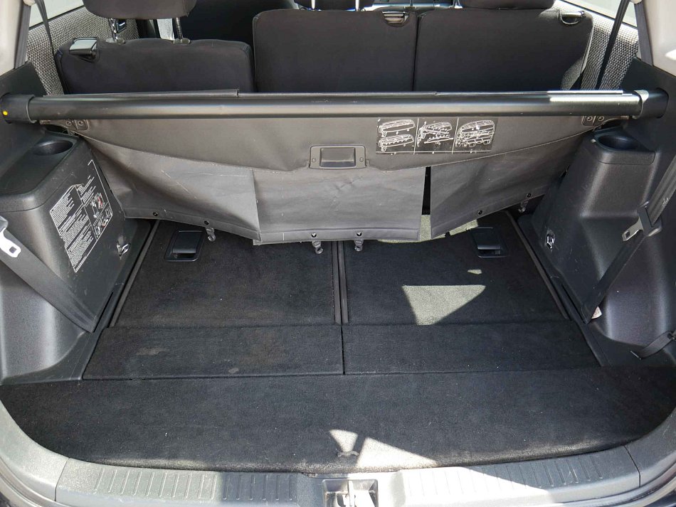 Toyota Corolla Verso 2.2D 