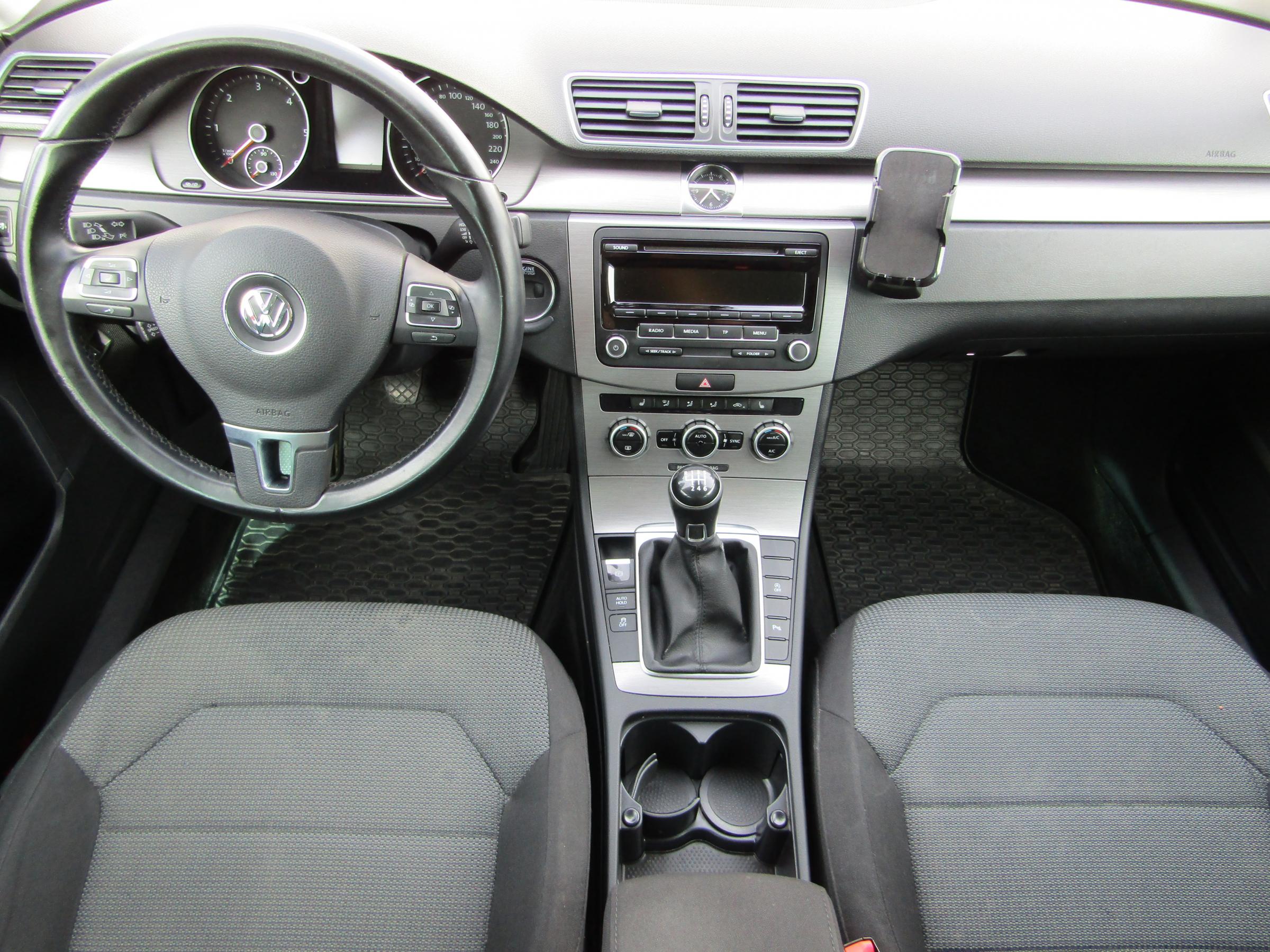 Volkswagen Passat, 2013 - pohled č. 11
