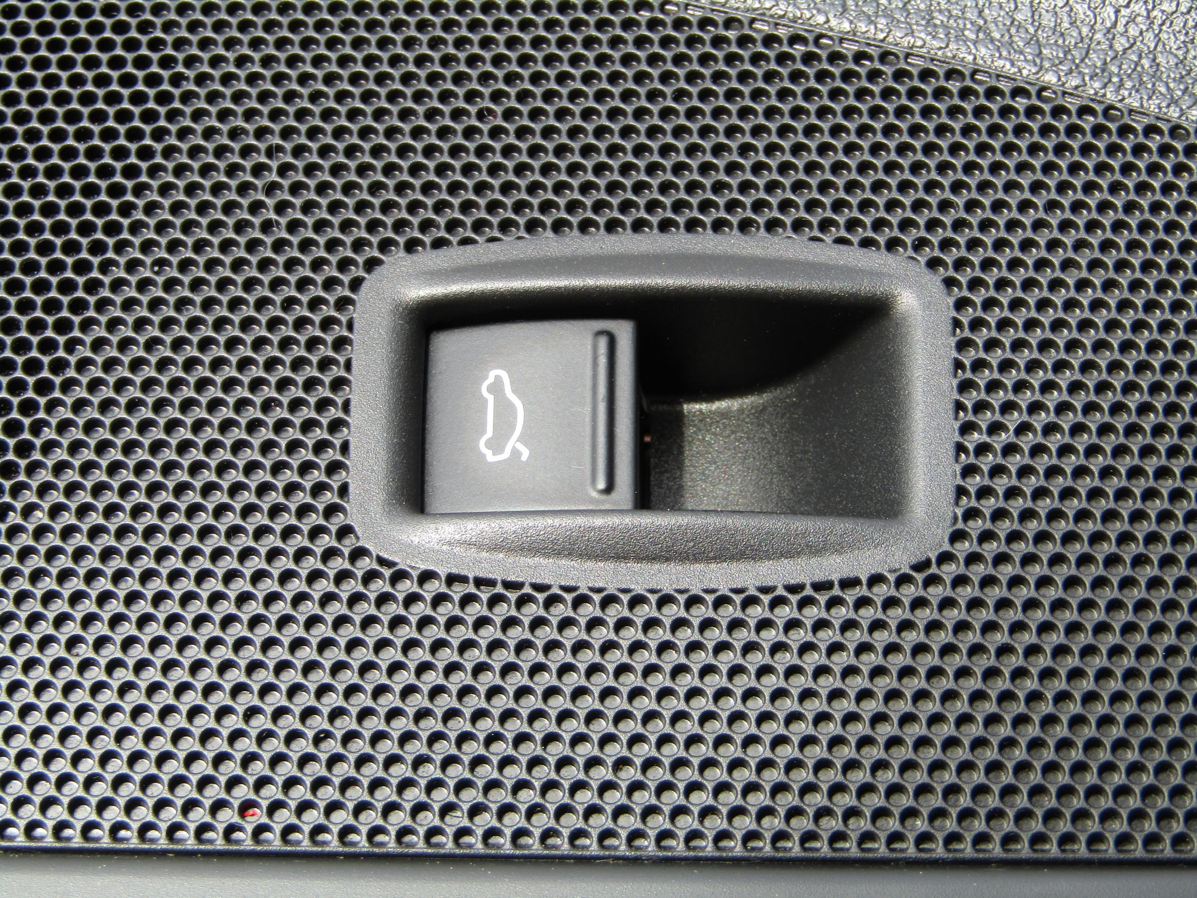 Volkswagen Passat, 2013 - pohled č. 14