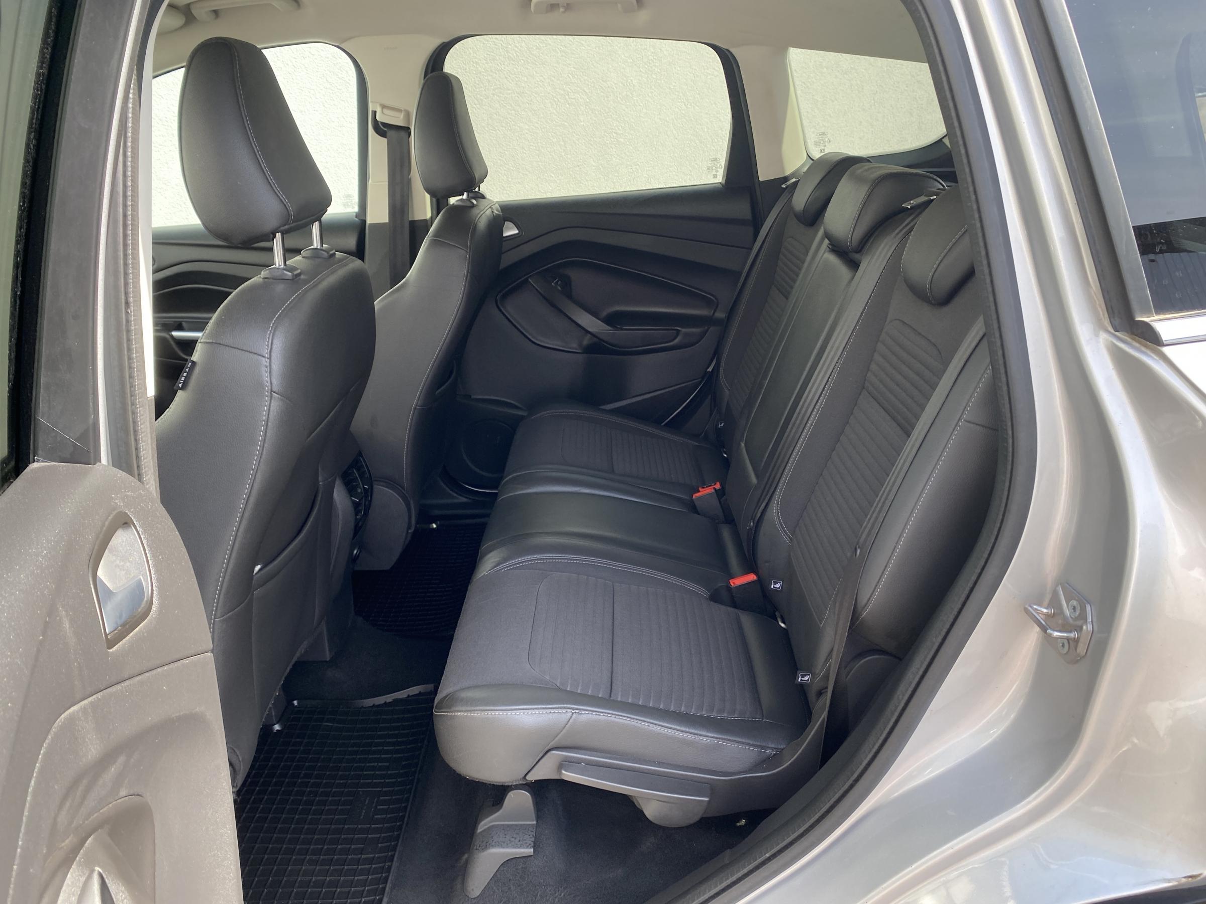 Ford Kuga, 2017 - pohled č. 15