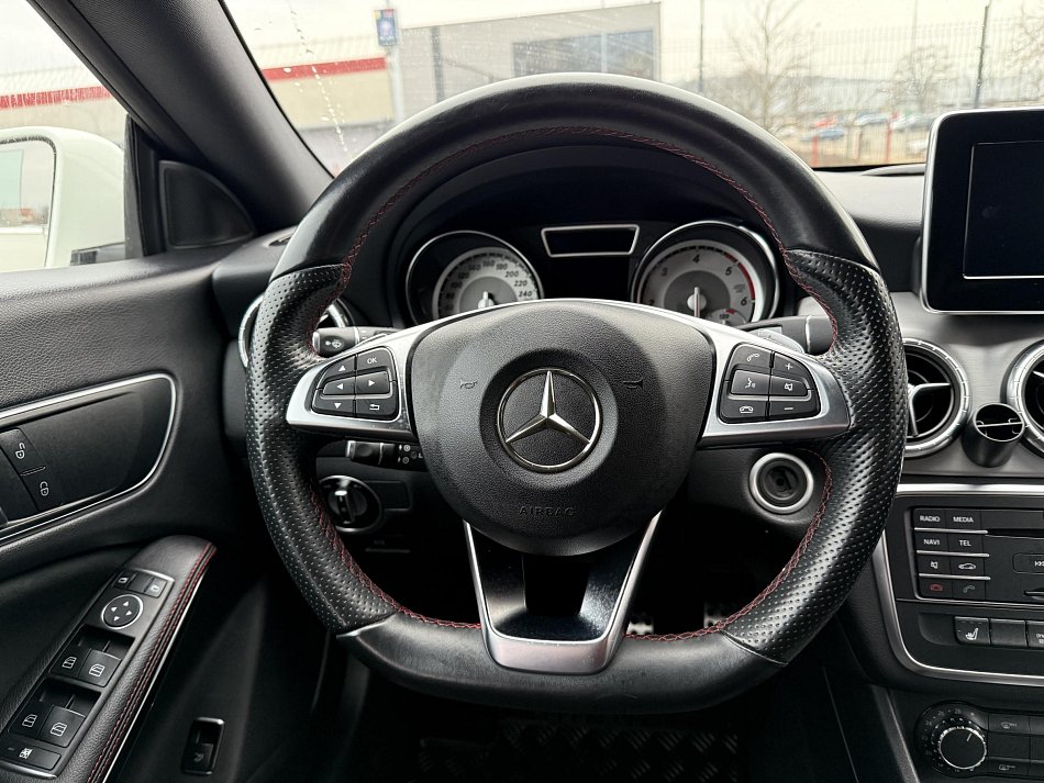 Mercedes-Benz CLA 2.2CDI  200d 4mat