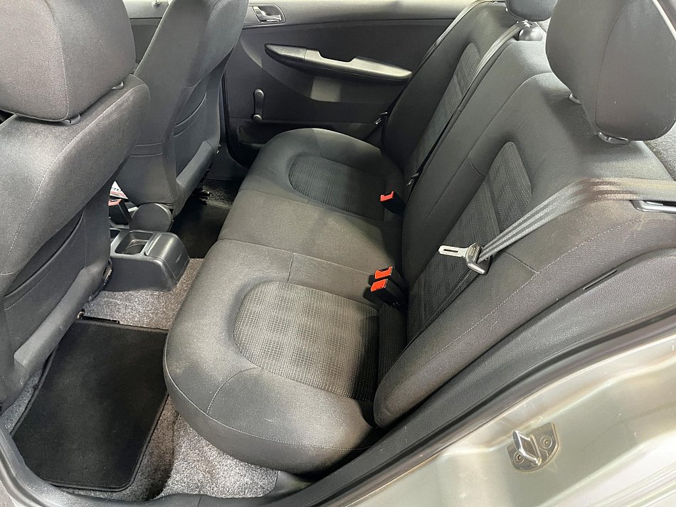 Škoda Fabia I 1.4 16V Elegance