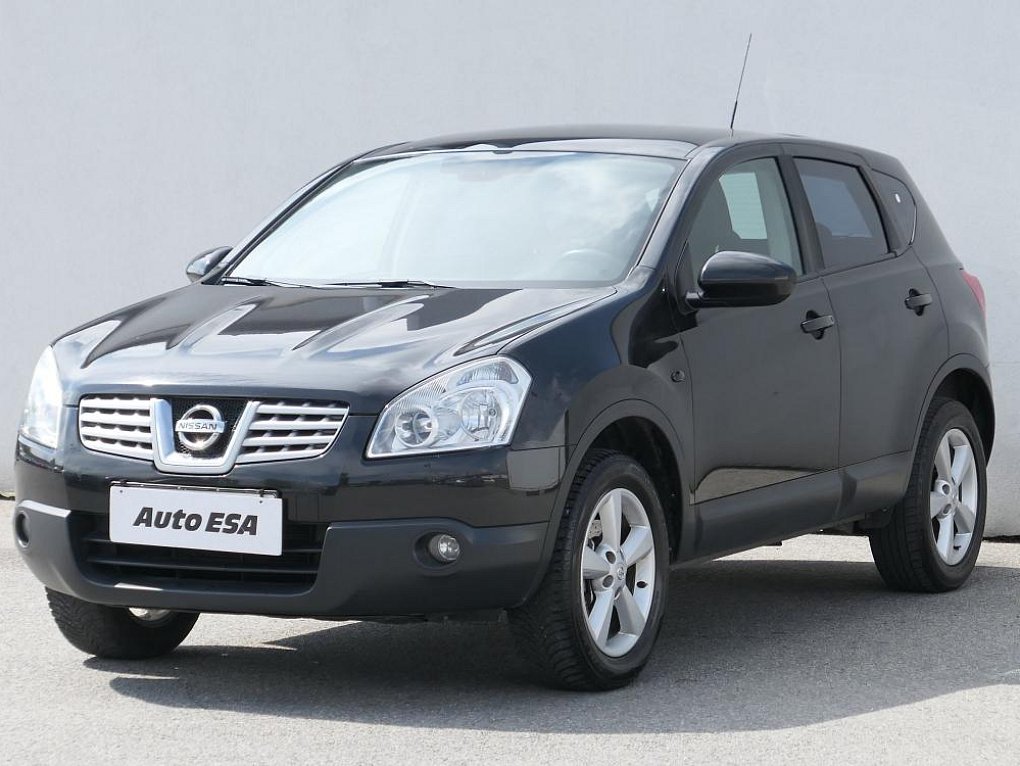 Nissan Qashqai 2.0dci  4x4, 7míst