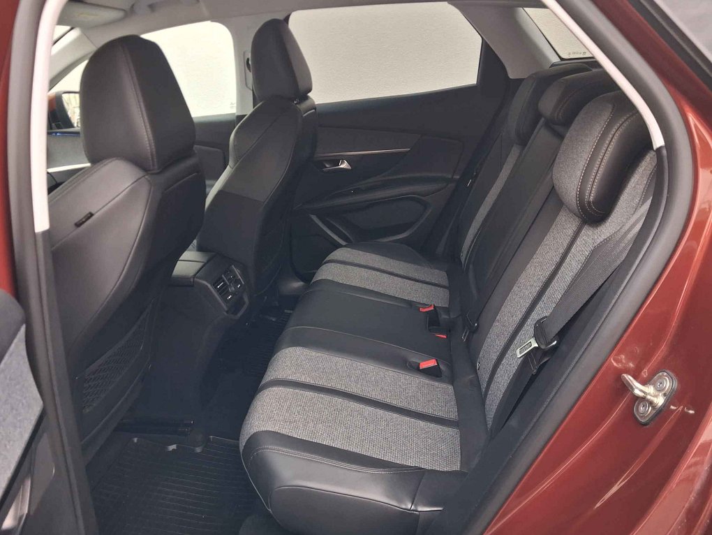 Peugeot 3008 1.5 HDI 