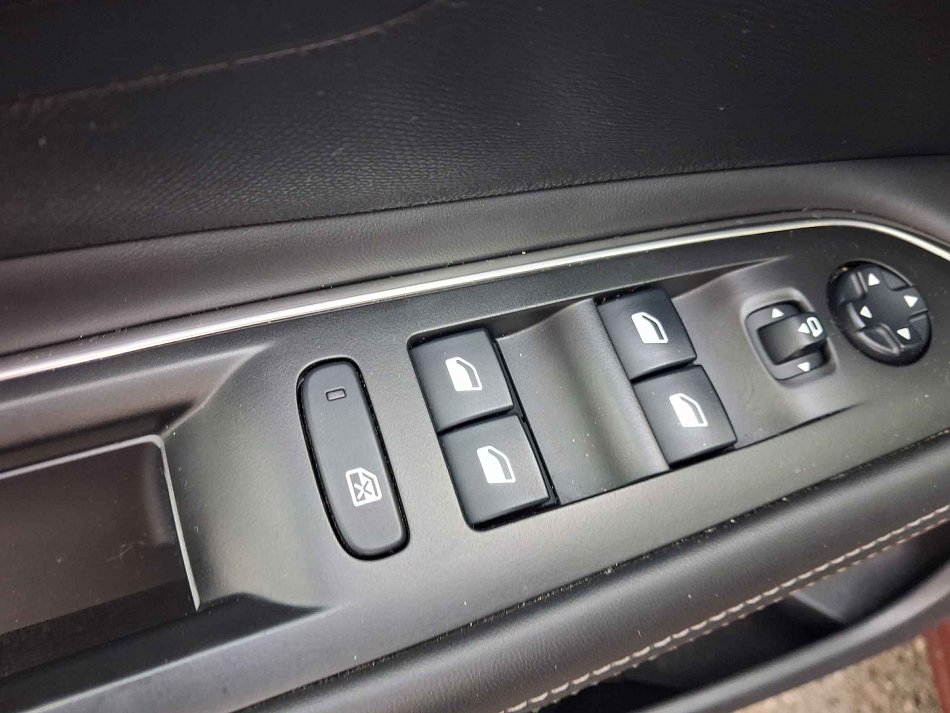 Peugeot 3008 1.5 HDI 