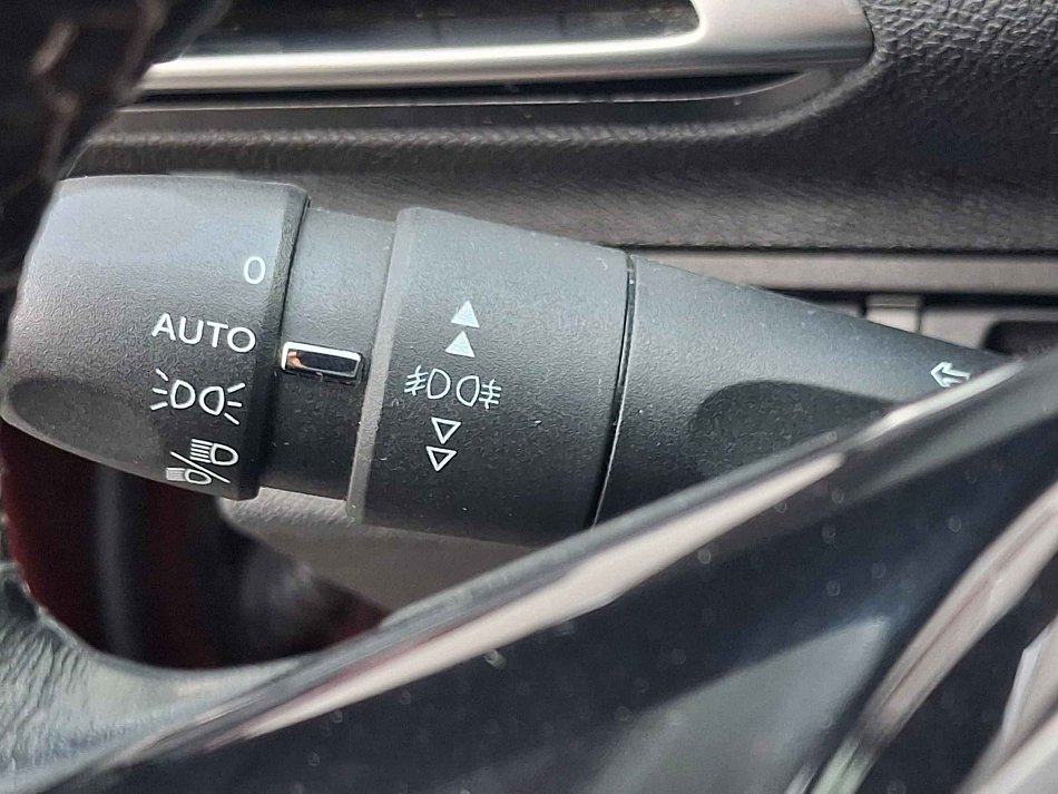 Peugeot 3008 1.5 HDI 