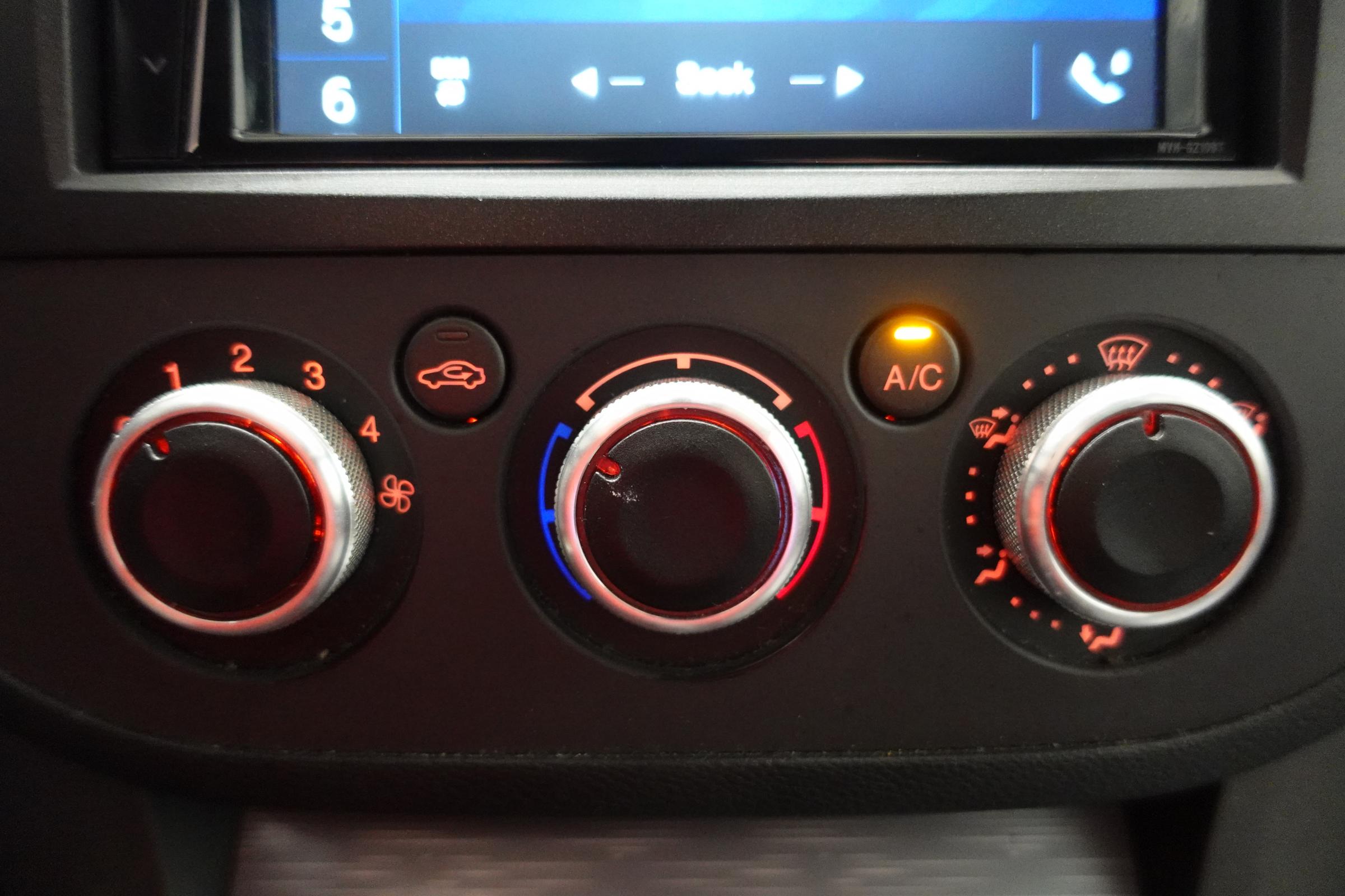 Ford C-MAX, 2008 - pohled č. 17