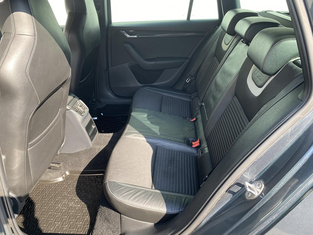 Škoda Octavia III 2.0 TSi RS