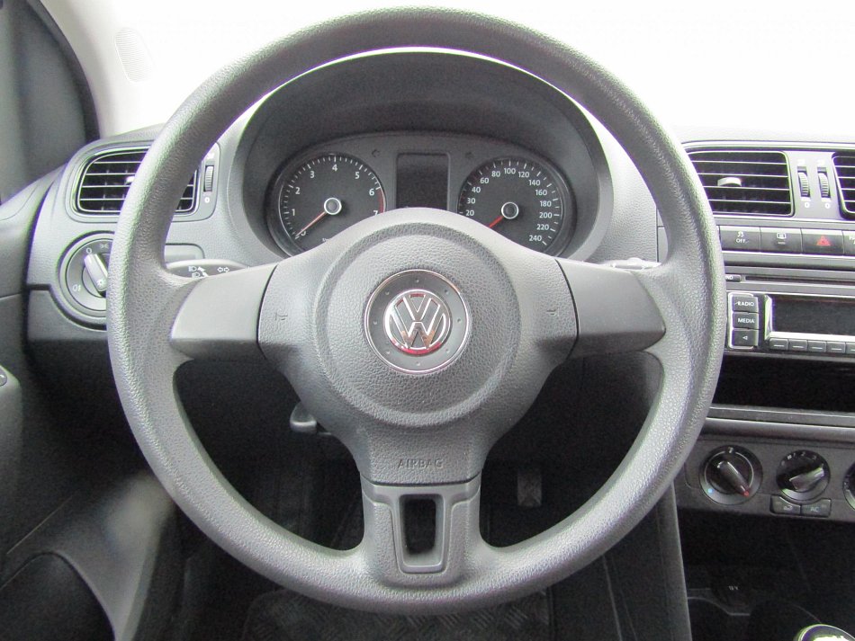 Volkswagen Polo 1.2 i 