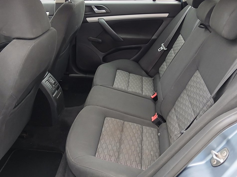 Škoda Octavia II 1.6 TDi Ambiente