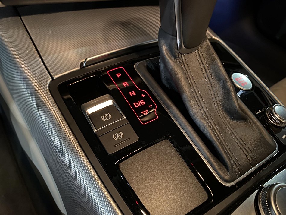 Audi A6 3.0 TDi  Quattro