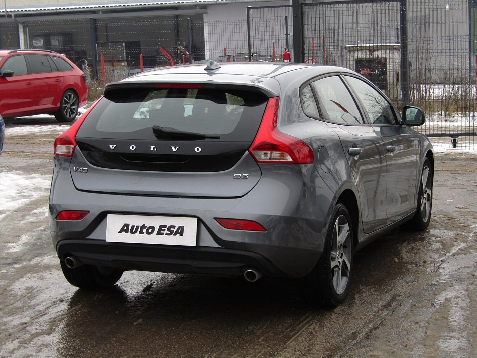 Volvo V40 2.0D 
