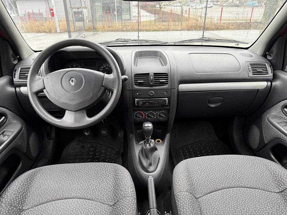 Renault Clio 1.2i 