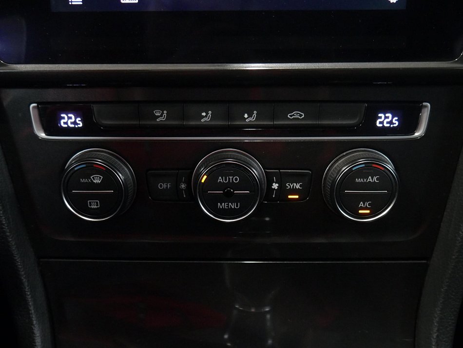 Volkswagen Golf 1.4 TSi 