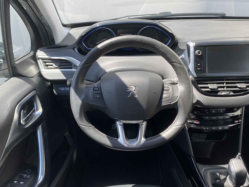 Peugeot 2008 1.2PT Allure
