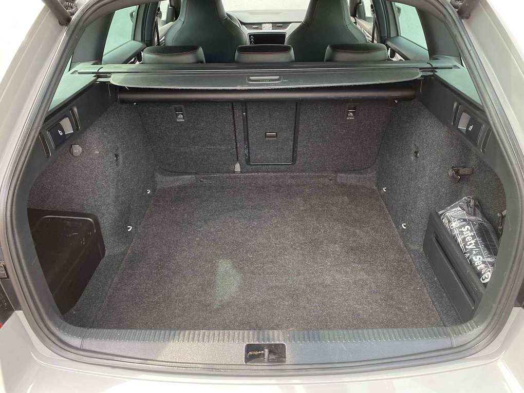 Škoda Octavia III 2.0 TSi RS