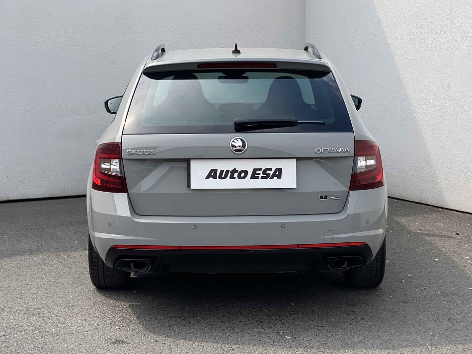 Škoda Octavia III 2.0 TSi RS