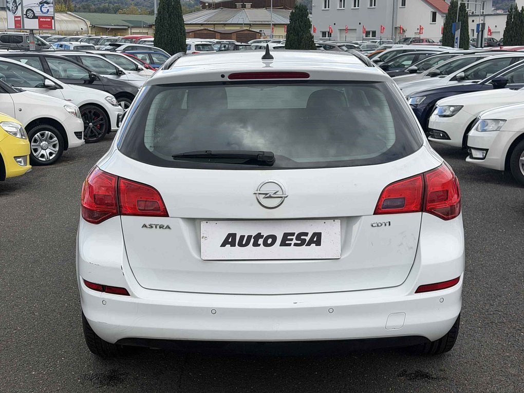 Opel Astra 1.6 CDTi 