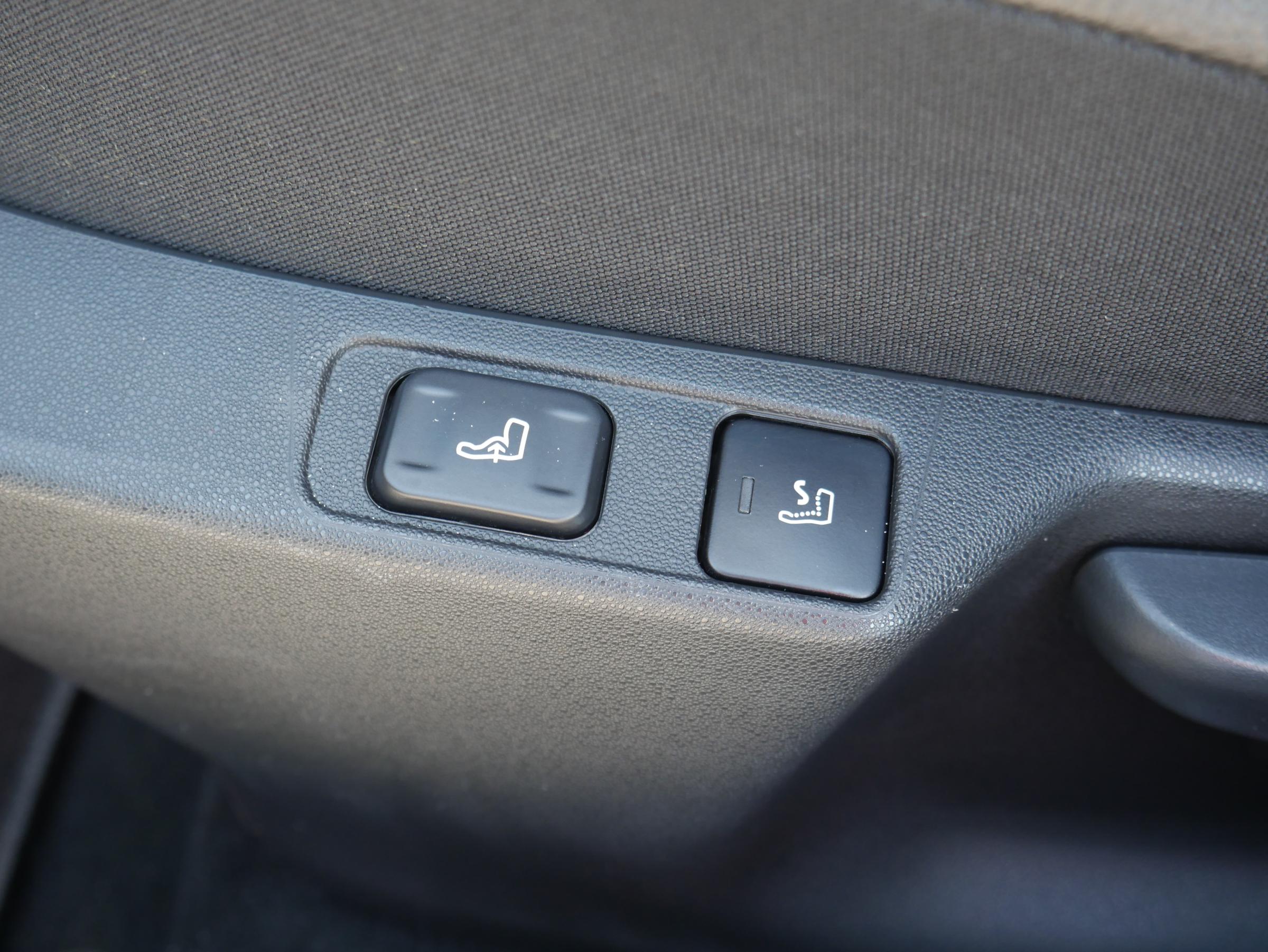 Citroën DS4, 2015 - pohled č. 16