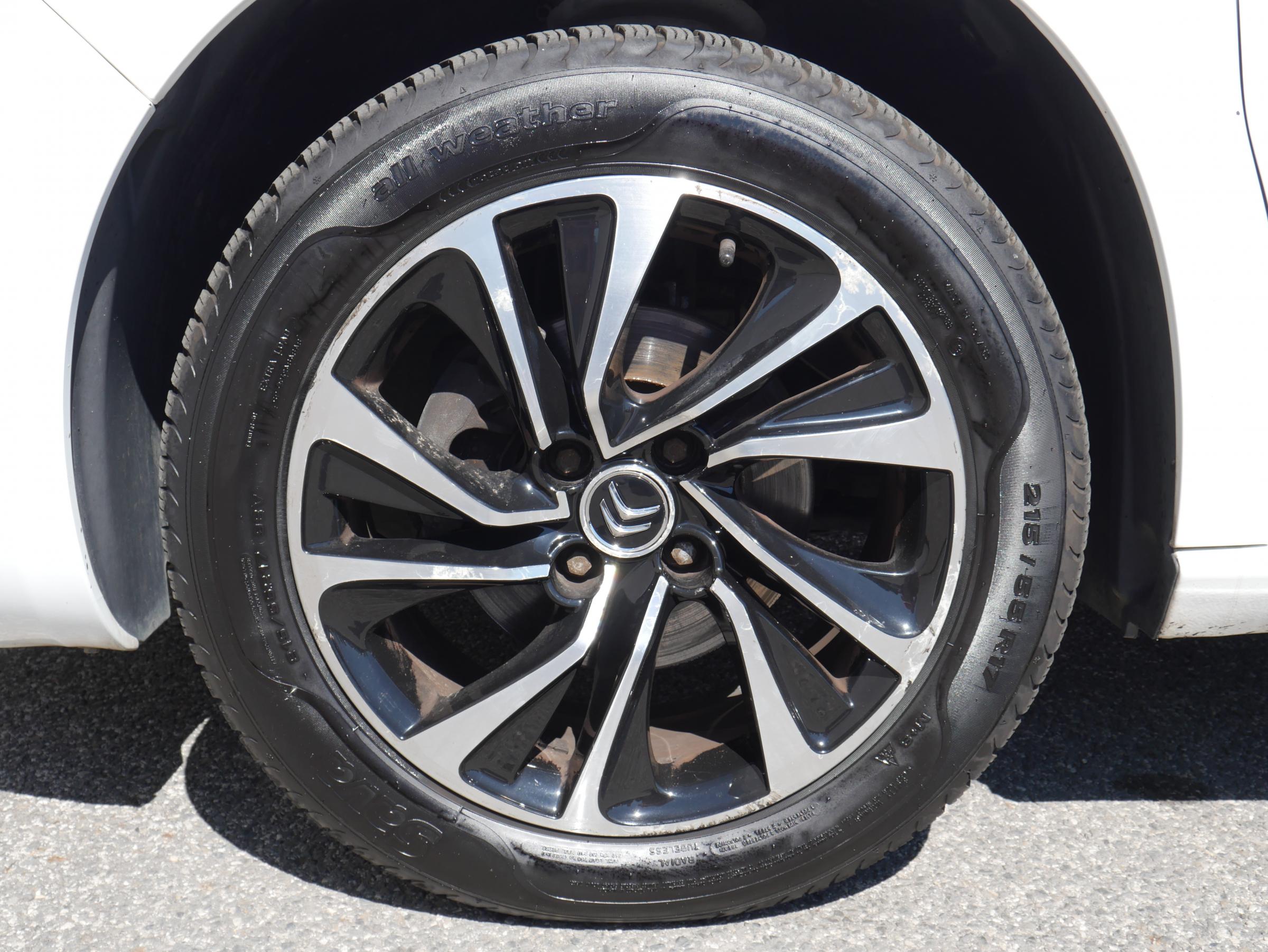 Citroën DS4, 2015 - pohled č. 19