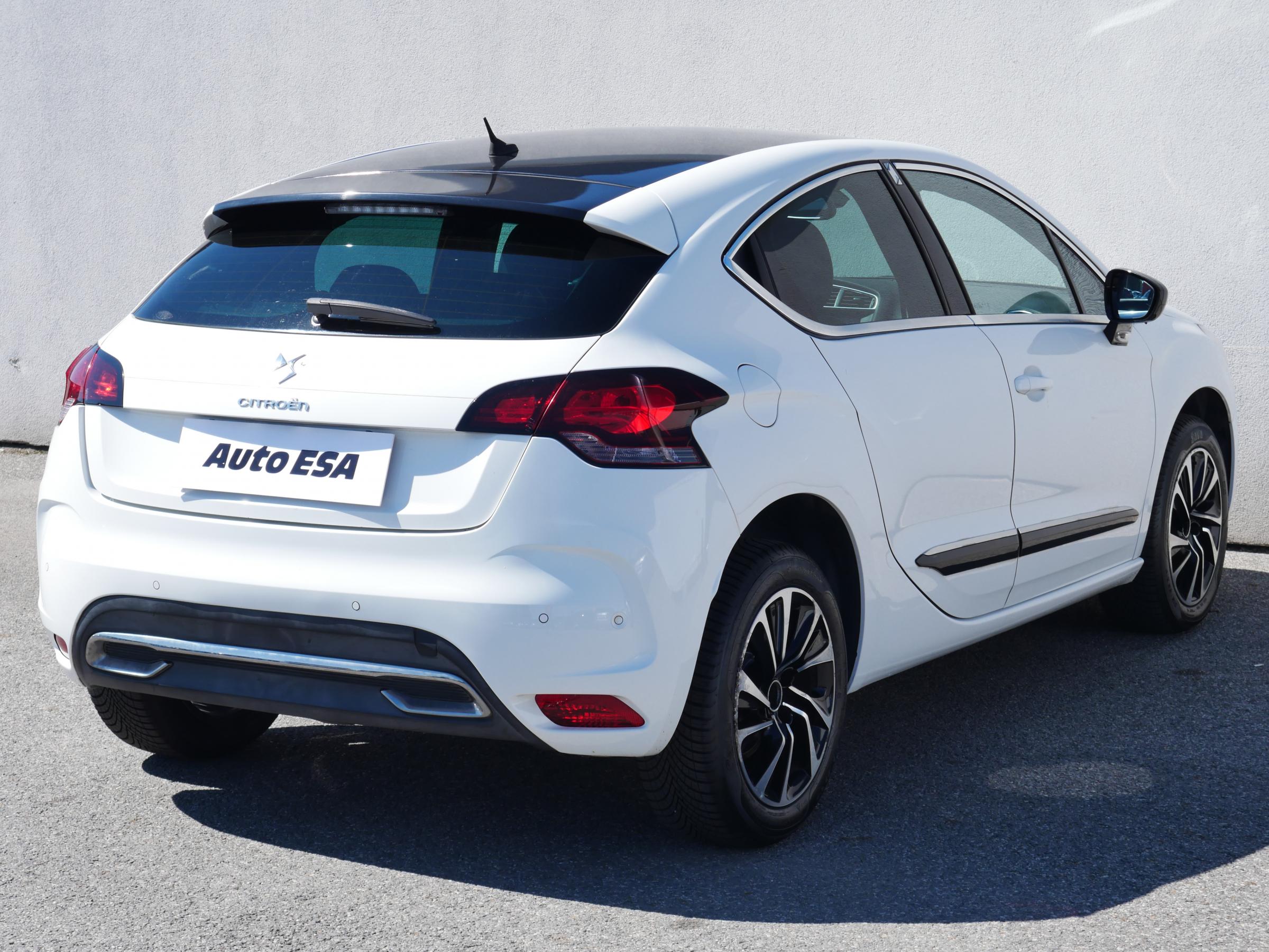 Citroën DS4, 2015 - pohled č. 4