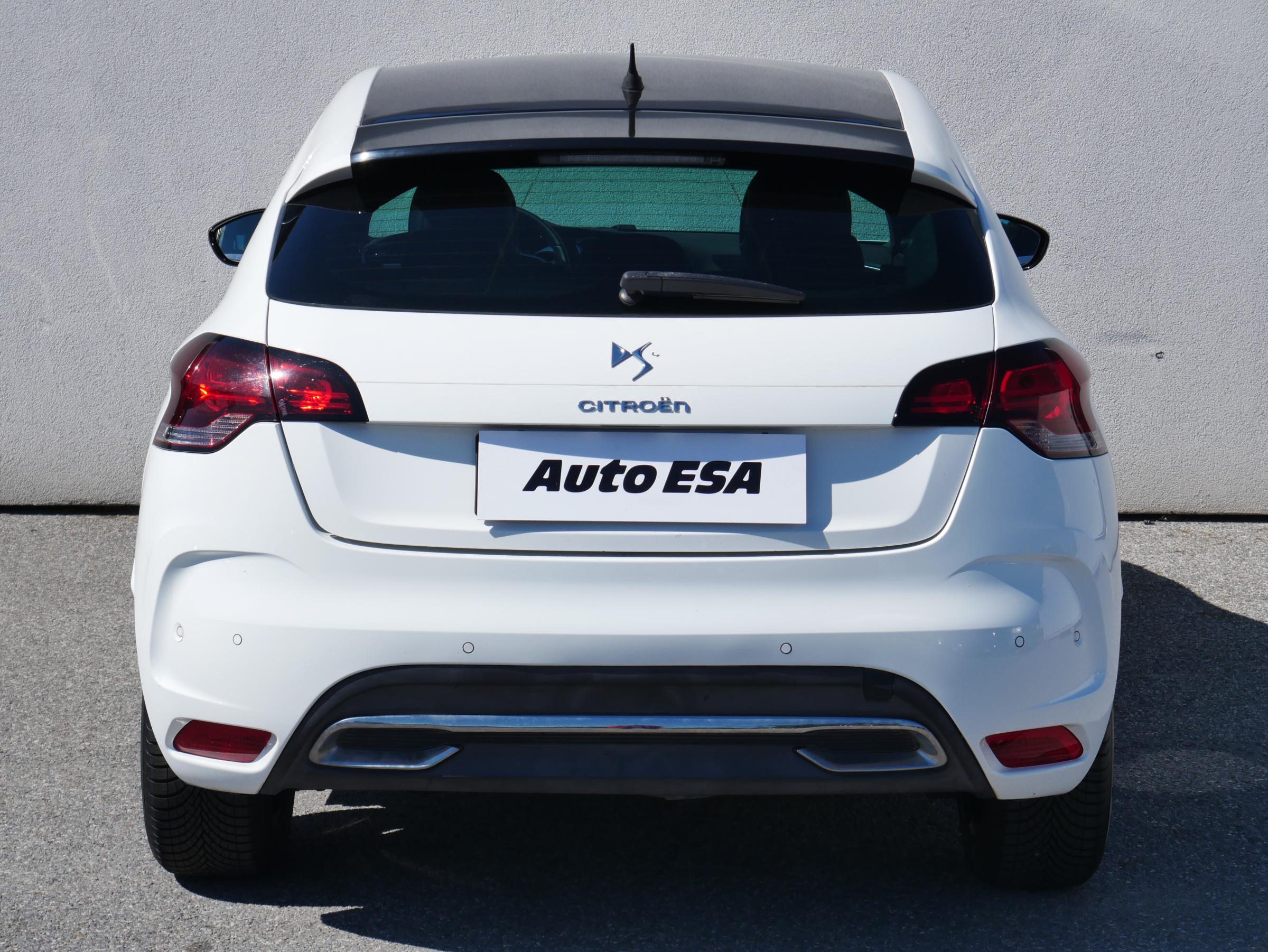 Citroën DS4, 2015 - pohled č. 5