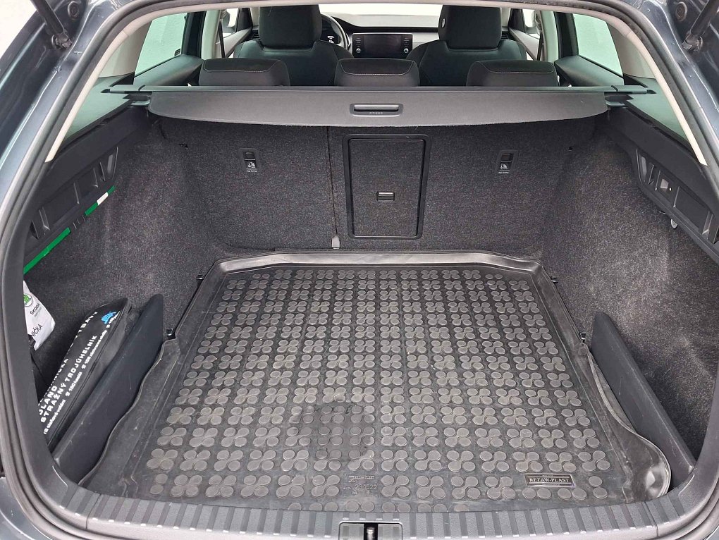 Škoda Octavia IV 2.0 TDi Ambition