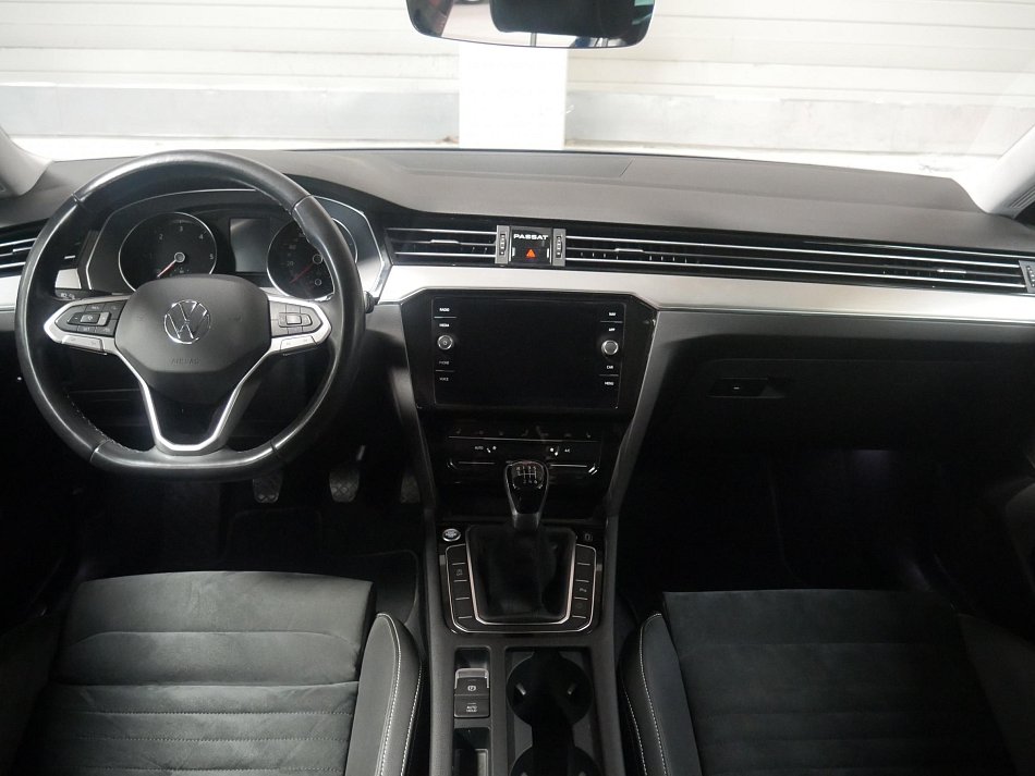 Volkswagen Passat 2.0 TDi Elegance