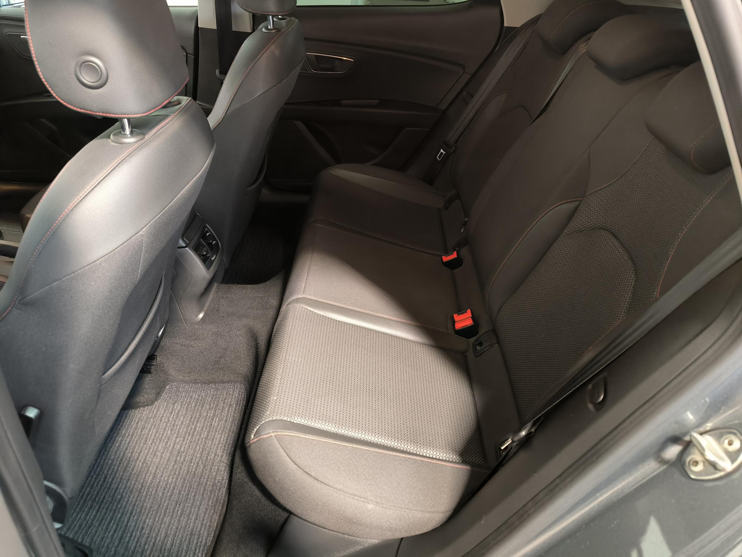 Seat Leon, 2014 - pohled č. 10