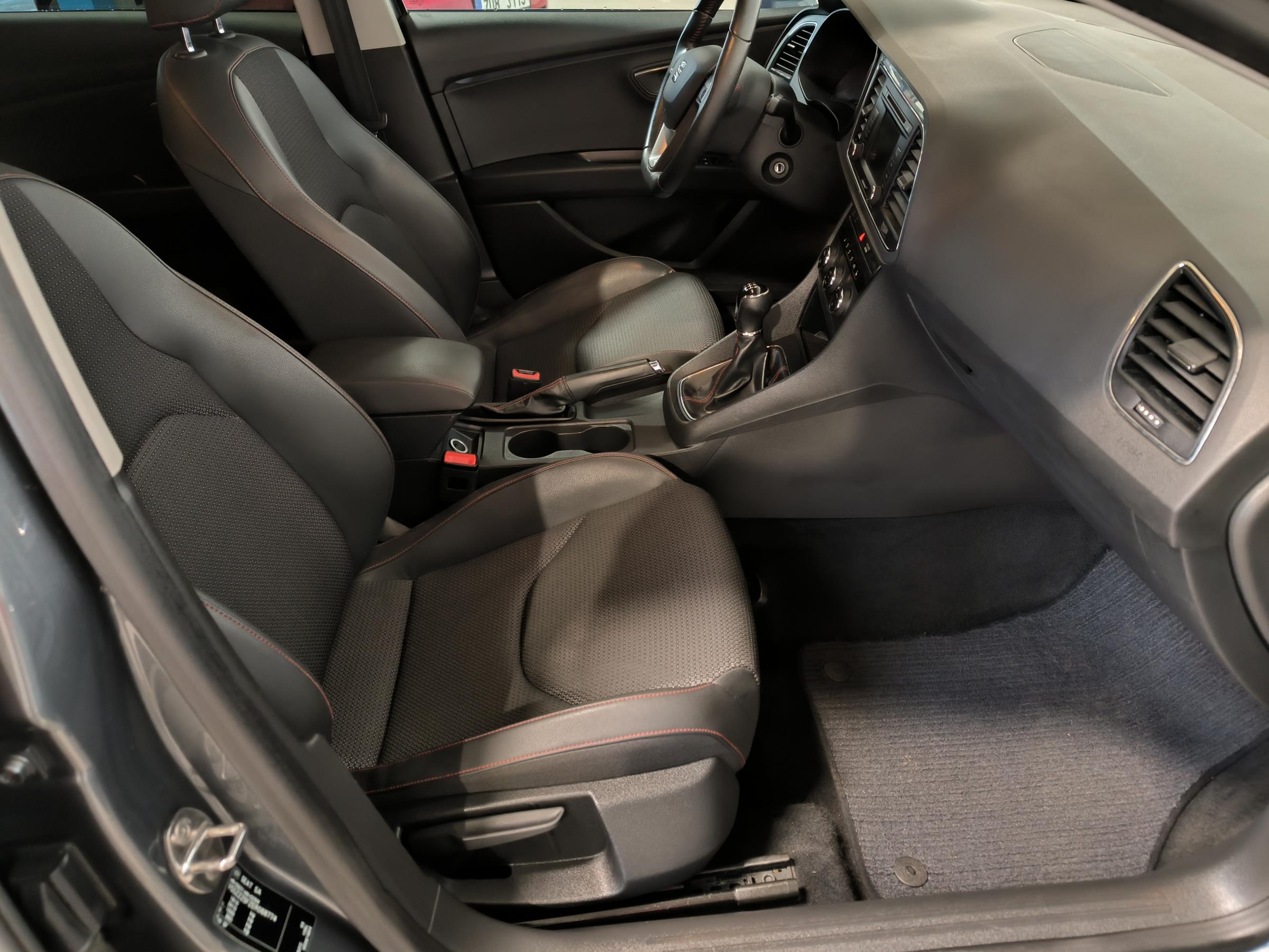 Seat Leon, 2014 - pohled č. 12