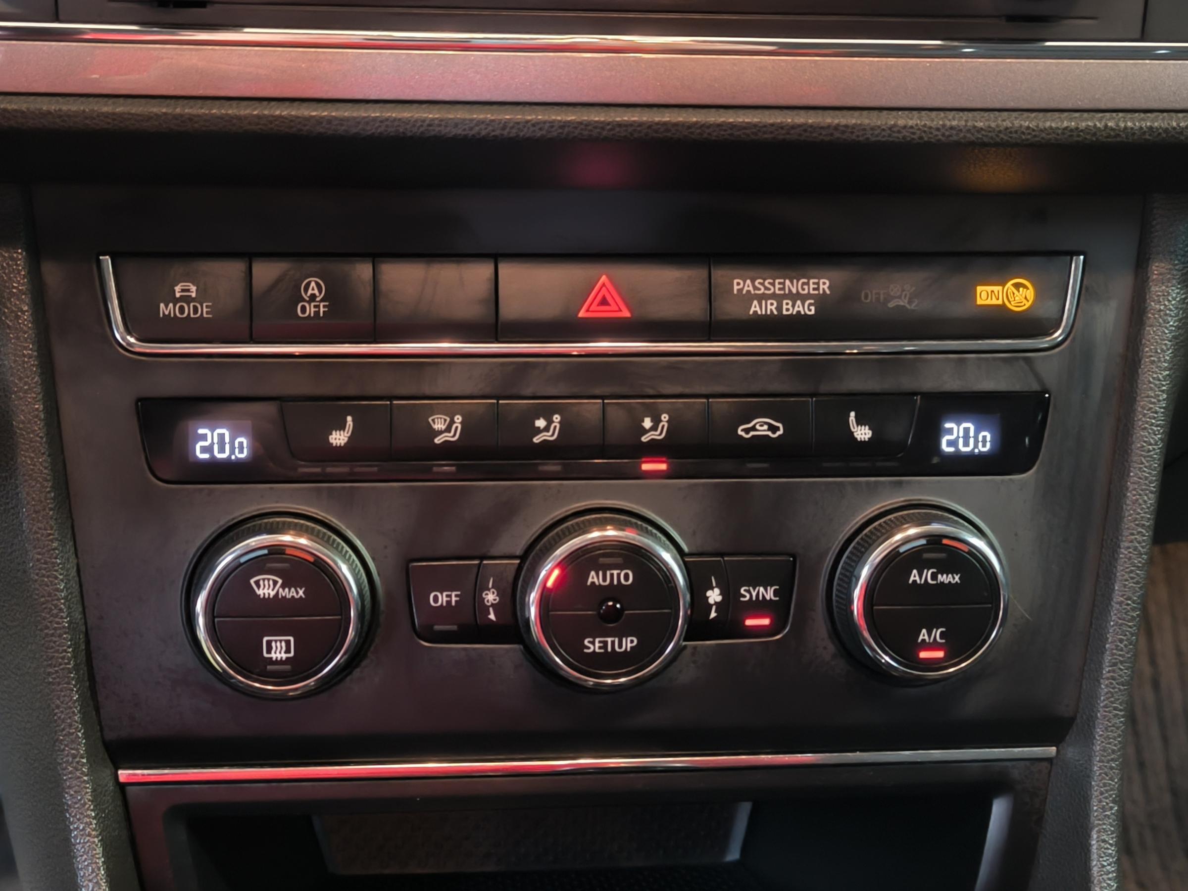 Seat Leon, 2014 - pohled č. 15