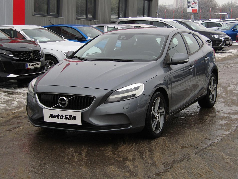 Volvo V40 2.0D 
