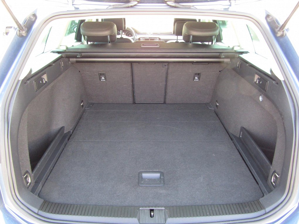 Volkswagen Passat 2.0 TDi Highline